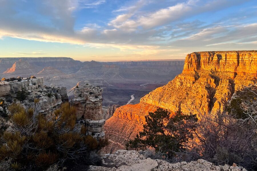 Sunlight illuminating Zuni Point as seen from Moran Point at Grand Canyon